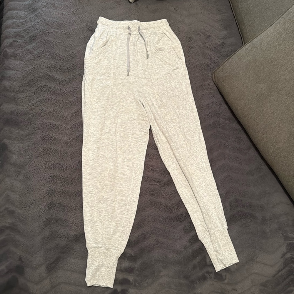 Lululemon sweatpants